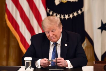 alt="us-banks-warn-trumps-proposed-10-%-credit-card-rate-cap-could-reduce-credit-access"