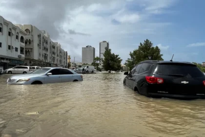 alt="heavy-rain-hits-ras-al-khaimah,-dubai-and-fujairah-alerts-issued"
