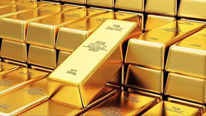 alt="gold-prices-shatter-records-surge-past-5000-per-ounce"