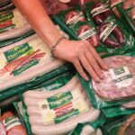 alt="uae-announces-plan-to-reduce-salt-in-bread-and-packaged-food"