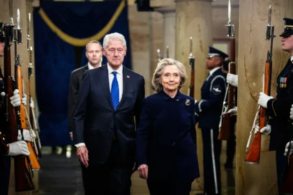 alt="bill-and-hillary-clinton-agree-to-testify-in-us-house-epstein-investigation"